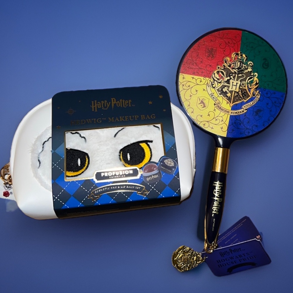 Profusion Harry Potter Hand Mirror and Hedwig Cosmetic Bag